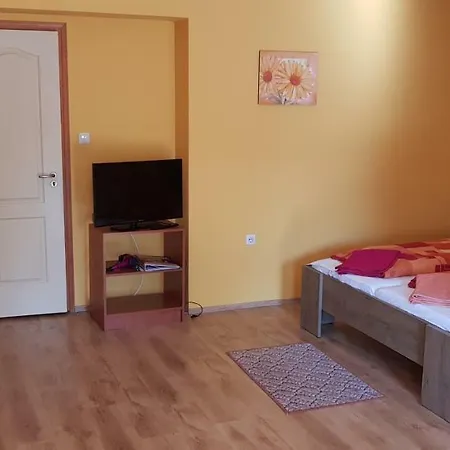 Mediterran Apartmanhaz Apartment *